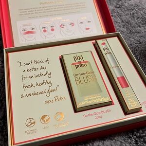 Pixi Package includes On-the-Glow BLUSH “Juicy” and LipGlow “Juicy”